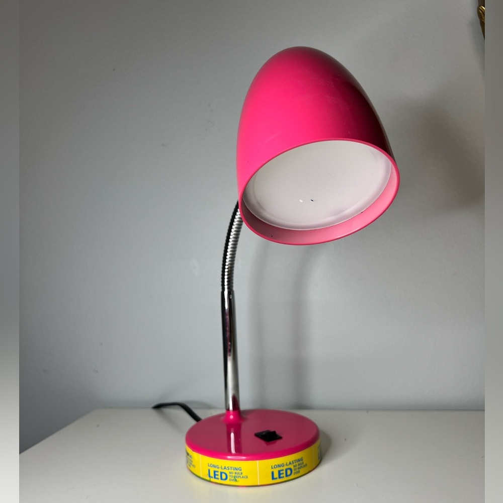 Led desk lamp